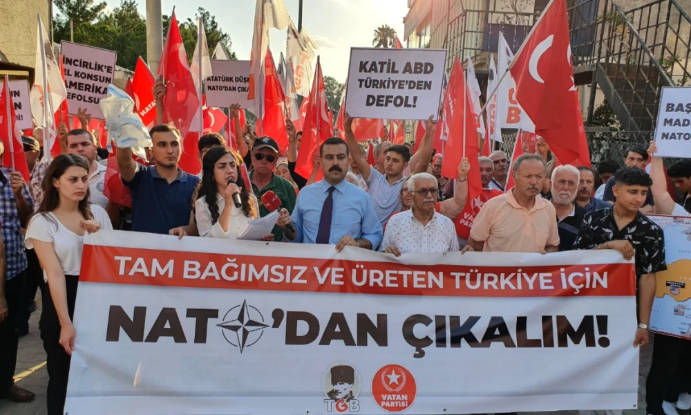 Κινητοποίηση του τουρκικού κόμματος Βατάν στο Ιντσιρλίκ: Ας βγούμε από το ΝΑΤΟ (Εικόνες)